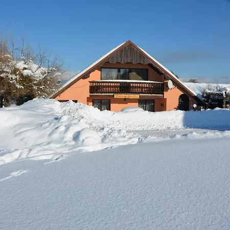 Prázdninový dům Poolincluced Holiday Home Mojer *
