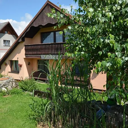 Poolincluced Holiday Home Mojer
